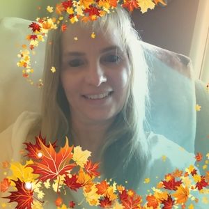 Meet your Posher, Deana